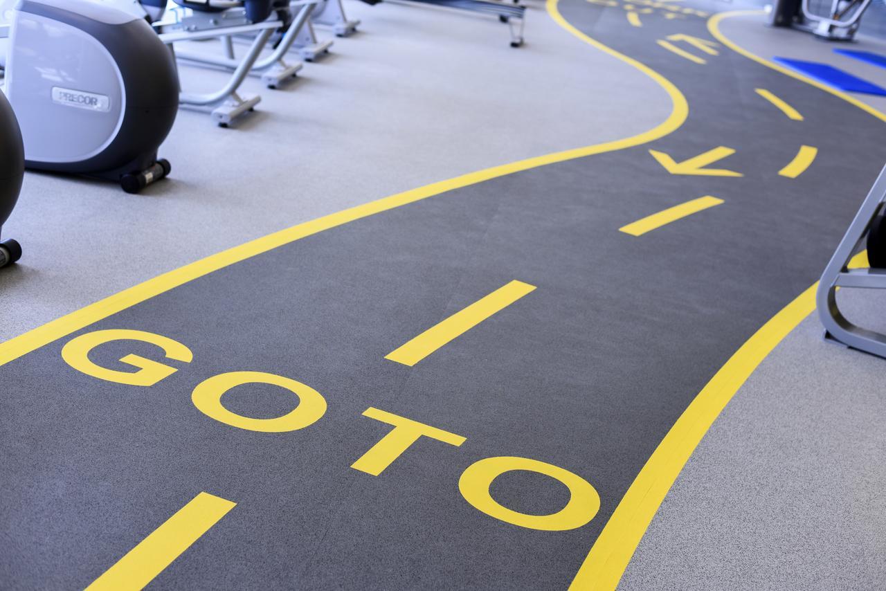 Fraser Suites Muscat Eksteriør billede A treadmill